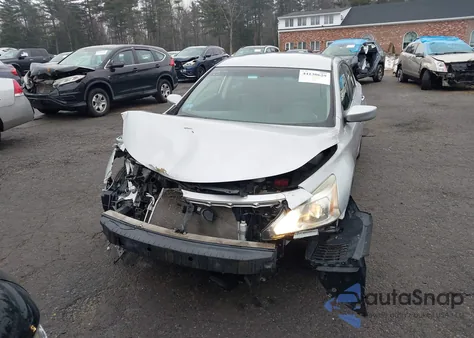 2015 Nissan Altima 2.5 S from USA, damaged, VIN 1N4AL3AP5FN302152